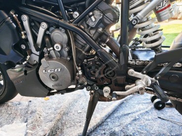 Ritzelabdeckung Schwarz passend für KTM 950 990 2002-14 LC8 Adventure Duke Supermoto