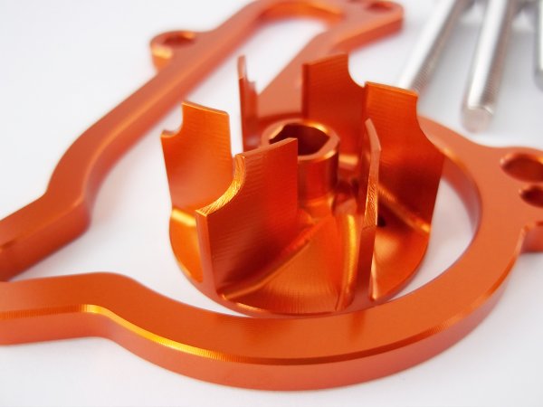 Tuning Wasserpumpe + Deckel Orange passend für KTM 250 350 SXF EXCF 2016-23
