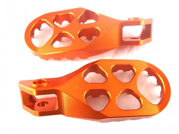 Fußrasten orange passend für 2023-26 KTM 125-500 EXC SX XC