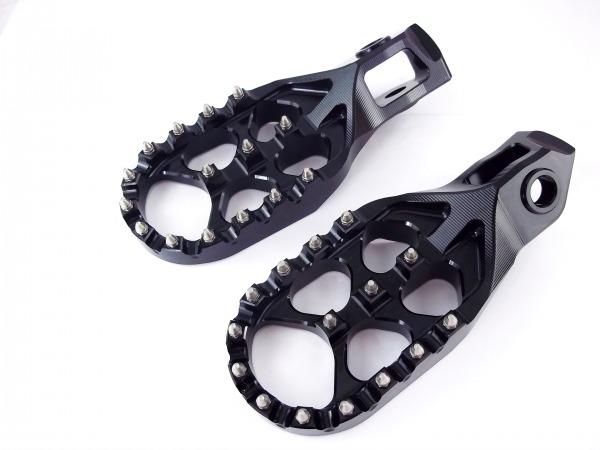 Fußrasten schwarz passend für 2023-26 Husqvarna 125-501 TE FE FC FX TX TC