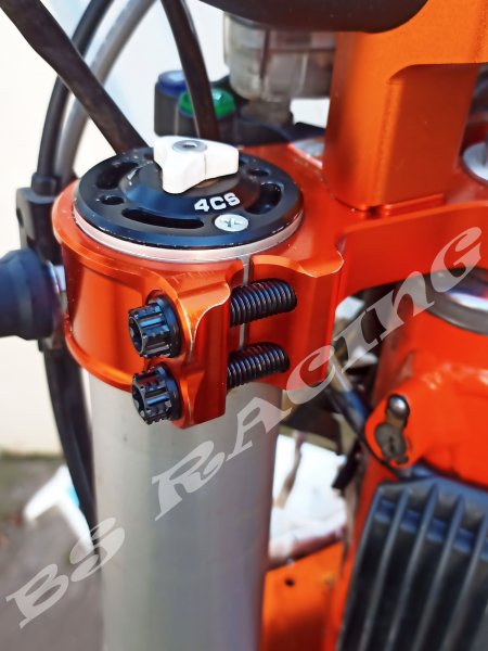 Gabelbrücke Titanschrauben Schwarz passend für KTM EXC EXCF SX SXF Husqvarna FE TE FC FS