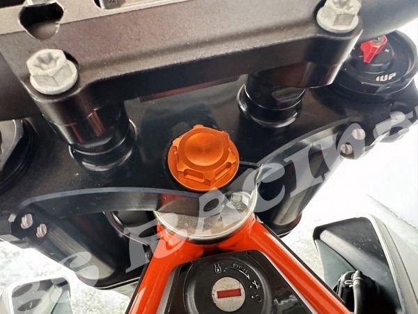 Steuerkopfschraube Orange passend für KTM 690 SMC R Enduro R 2008-2026